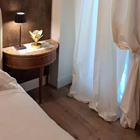 Centro Storico, Centralissimo Luxury Smeraldo Suite Doccia Idromassaggio ,Paniere Gratuito Con Piccola Colazione Ravenna Exterior foto
