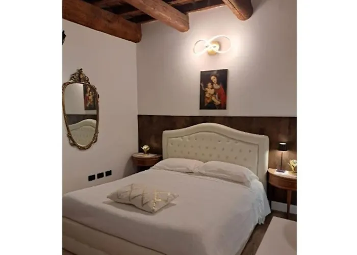 Centro Storico, Centralissimo Luxury Smeraldo Suite Doccia Idromassaggio ,Paniere Gratuito Con Piccola Colazione