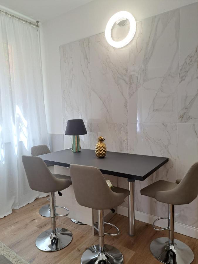 Centro Storico, Centralissimo Luxury Smeraldo Doccia Idromassaggio ,paniere Gratuito Con Piccola Colazione * Ravenna