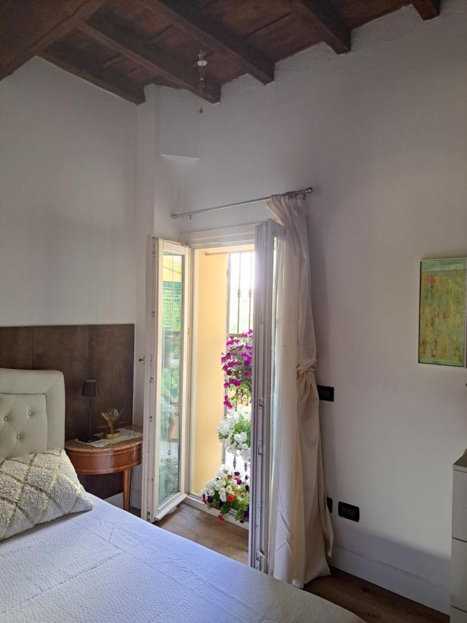 Centro Storico Luxury Smeraldo Suite: Historic Elegance With Hydromassage Apartment Ravenna